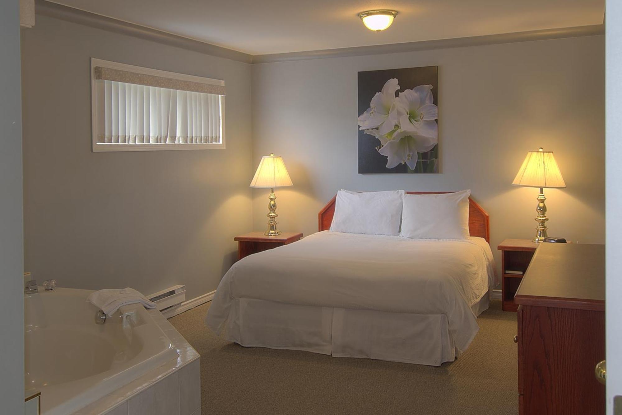 Tiki Shores Inn & Suites Penticton Phòng bức ảnh