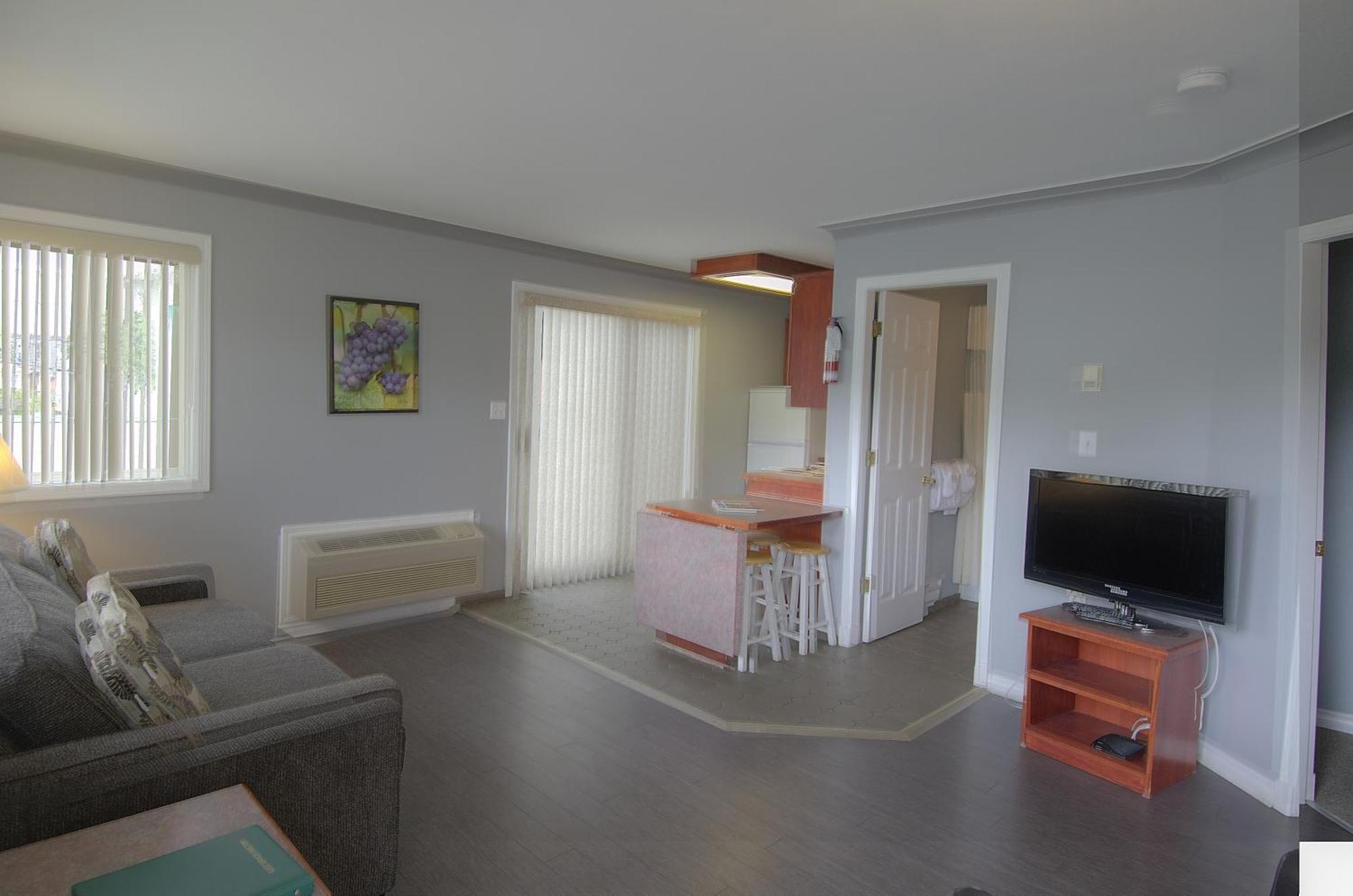 Tiki Shores Inn & Suites Penticton Phòng bức ảnh