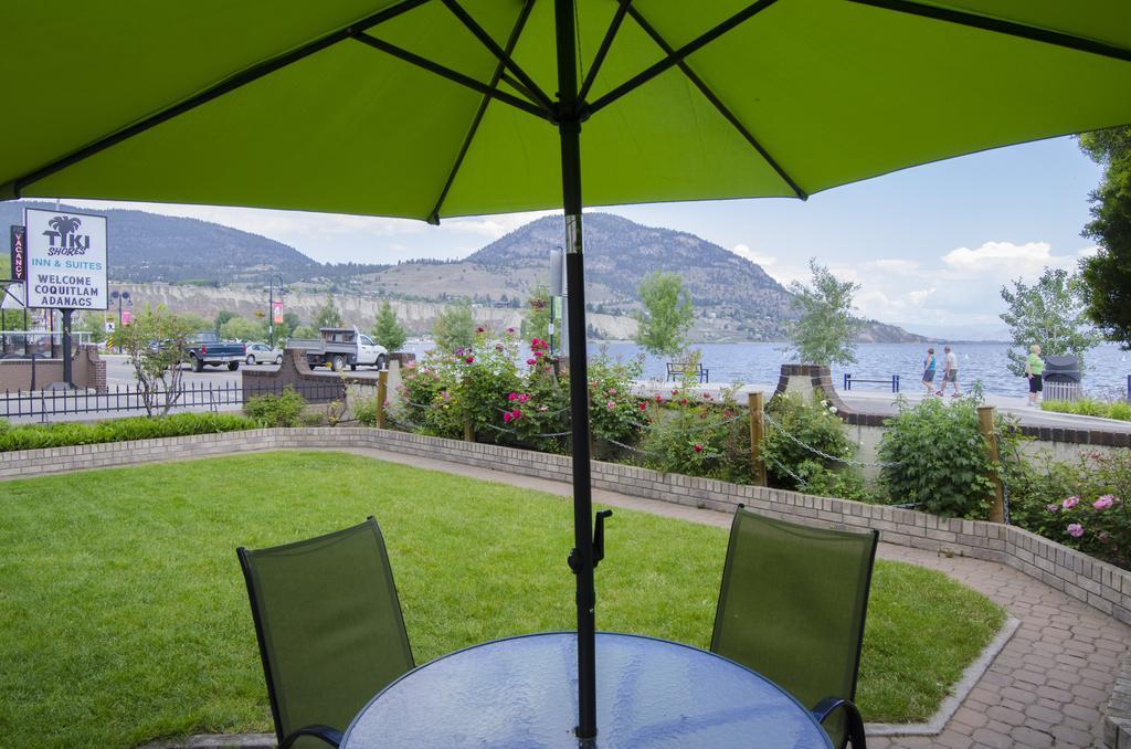 Tiki Shores Inn & Suites Penticton Ngoại thất bức ảnh